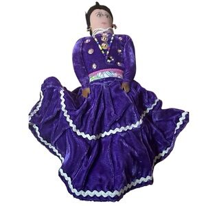 VTG handmade Navajo cloth doll. Native American attire,velvet dress,beaded jewel